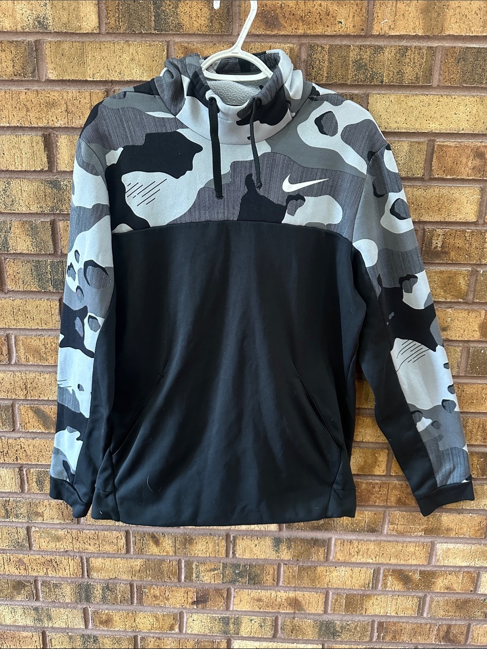 Nike Black and Gray Dri-FIT Hooded Pullover
